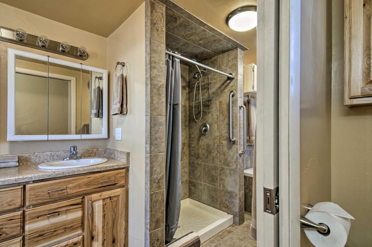Henrieville Cozy Home With Canyon Views 2 Mi To Grand Staircase מראה חיצוני תמונה