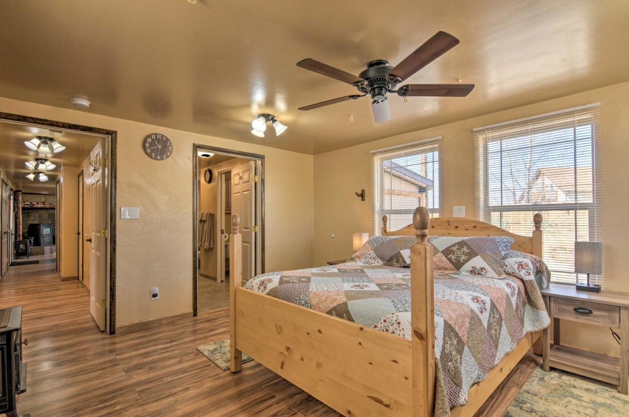 Henrieville Cozy Home With Canyon Views 2 Mi To Grand Staircase מראה חיצוני תמונה