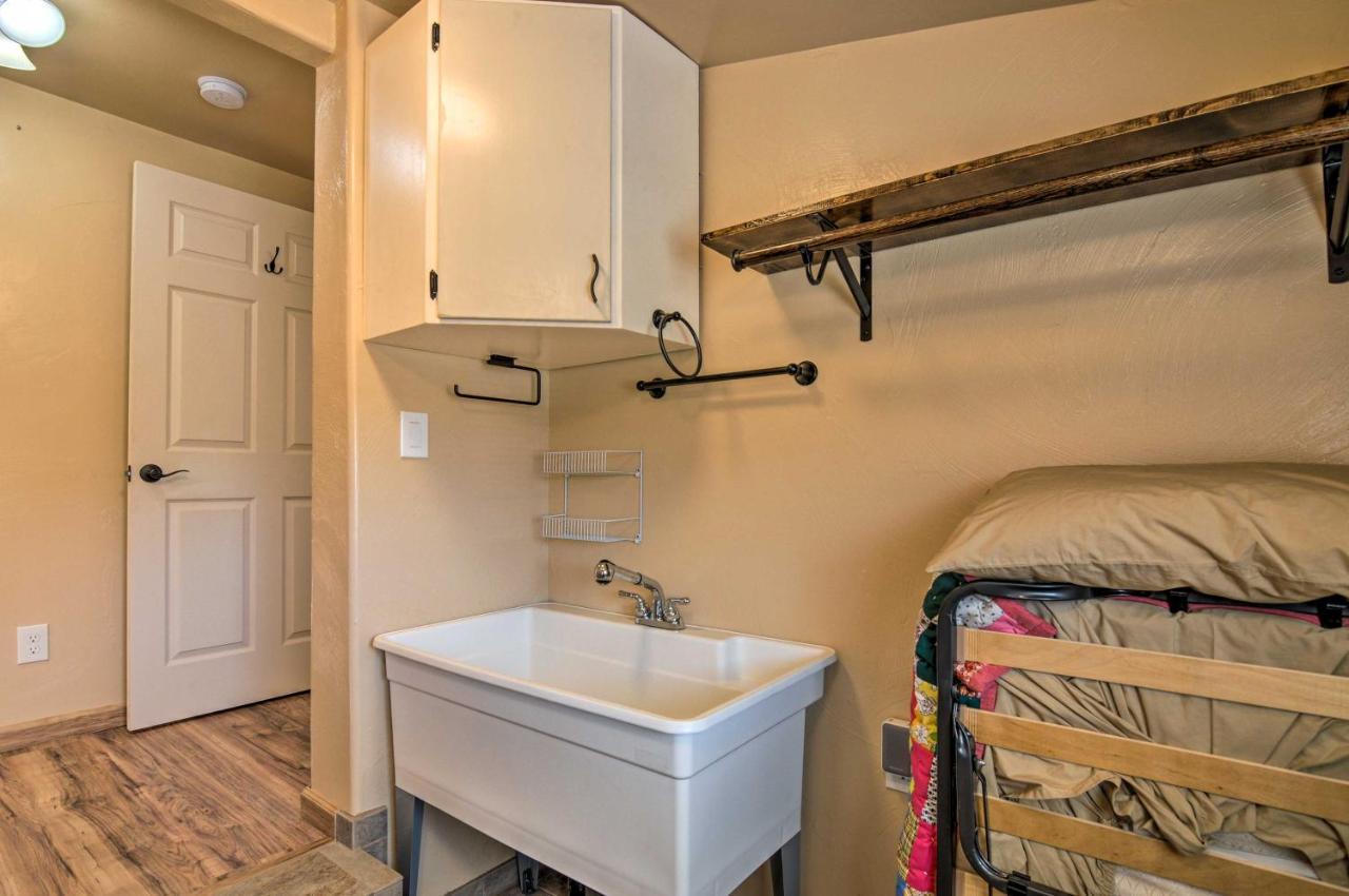 Henrieville Cozy Home With Canyon Views 2 Mi To Grand Staircase מראה חיצוני תמונה